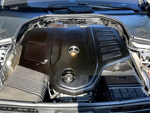 Certified 2023 Mercedes-Benz S 500 4MATIC image 9