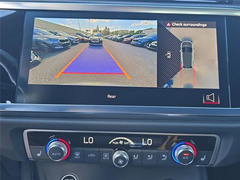 Used 2024 Audi Q3 2.0T Premium Plus image 20