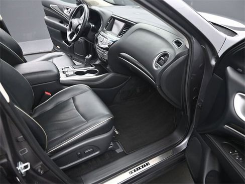 Used 2020 INFINITI QX60 Luxe w/ Essential Package image 19