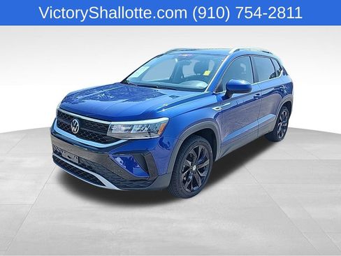Used 2023 Volkswagen Taos SE FWD image 15