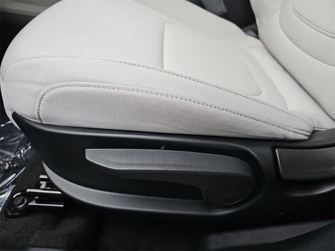 New 2026 Hyundai Tucson SE image 27