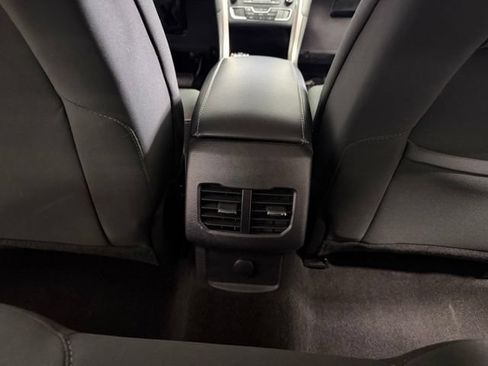 Used 2020 Ford Fusion SE FWD image 28