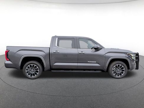 Used 2024 Toyota Tundra Limited AWD/4WD image 7