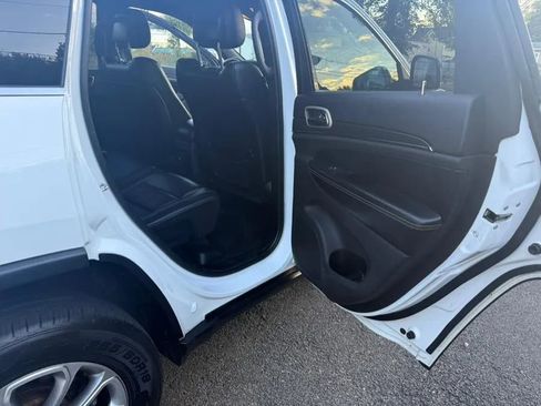 Used 2016 Jeep Grand Cherokee Limited image 28