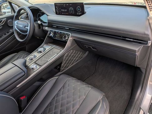 Used 2024 Genesis GV80 3.5T Prestige w/ Prestige Package image 32