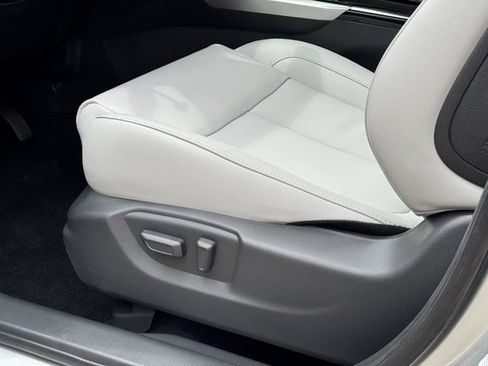 New 2025 Mitsubishi Eclipse Cross SEL image 19