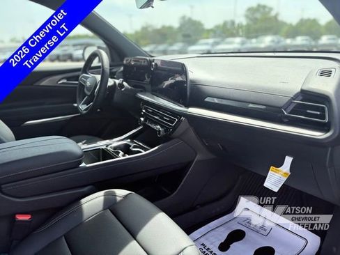 New 2026 Chevrolet Traverse LT w/ Driver Confidence Package AWD/4WD image 25