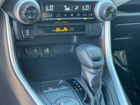 Certified 2025 Toyota RAV4 XLE image 27