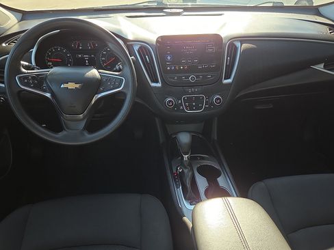 Used 2024 Chevrolet Malibu LT FWD image 7