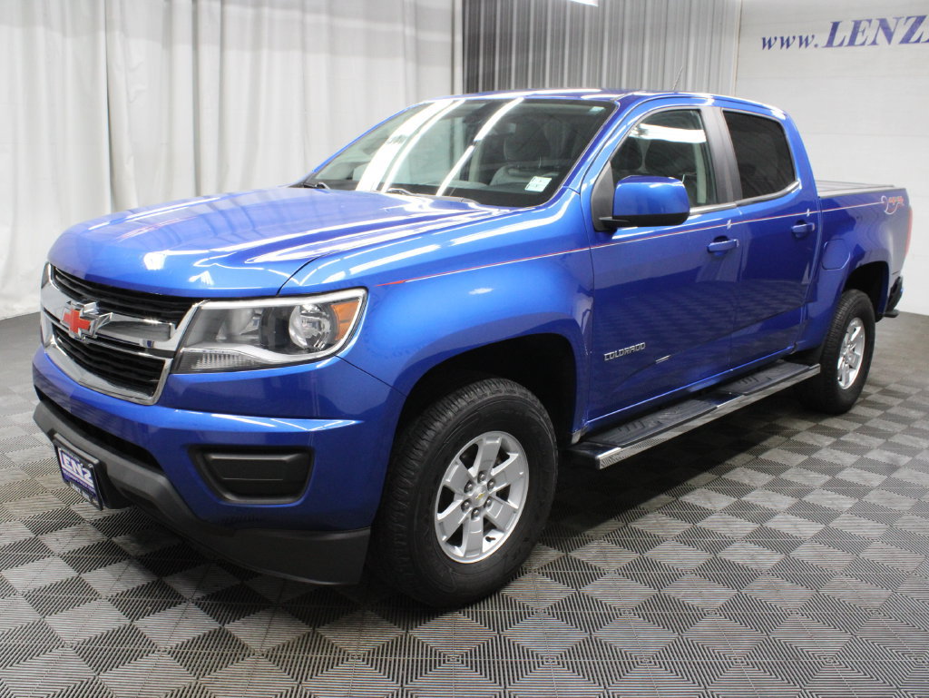 Used 2019 Chevrolet Colorado W/T w/ WT Convenience Package AWD/4WD image 8
