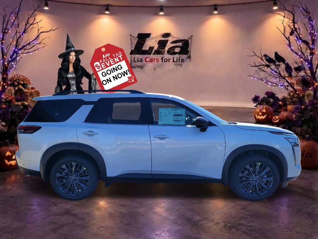 New 2026 Nissan Pathfinder SL AWD/4WD image 2