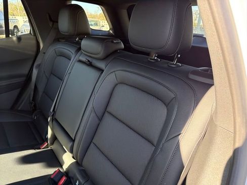 New 2026 Chevrolet Equinox LT w/ Convenience Package II image 23