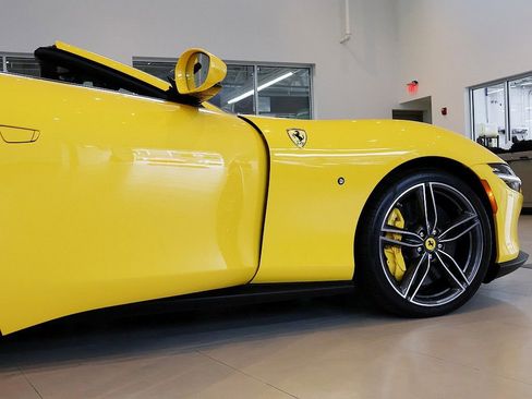 Certified 2025 Ferrari Roma Spider RWD image 49