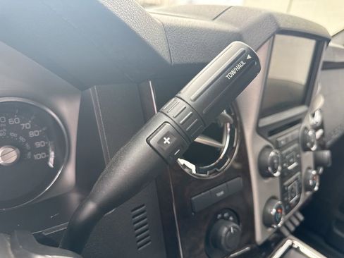 Used 2014 Ford F450 Platinum w/ FX4 Off Road Package image 38