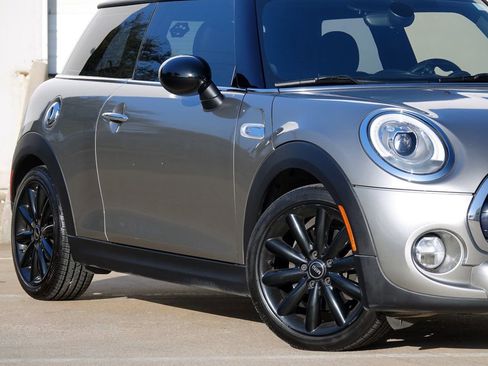 Used 2017 MINI Cooper S image 19