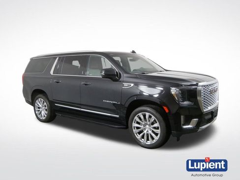 Used 2024 GMC Yukon XL Denali AWD/4WD image 1