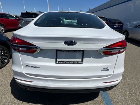 Used 2020 Ford Fusion SE AWD/4WD image 5