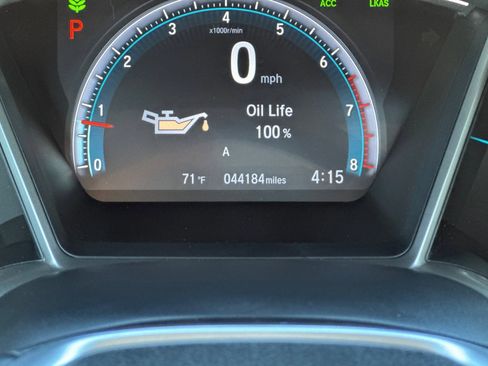 Used 2018 Honda Civic Touring image 23