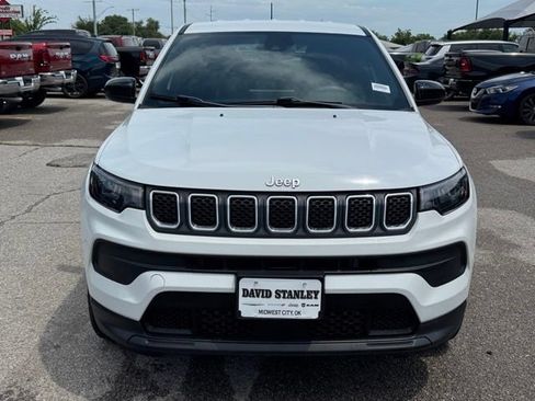 Certified 2023 Jeep Compass Sport AWD/4WD image 2