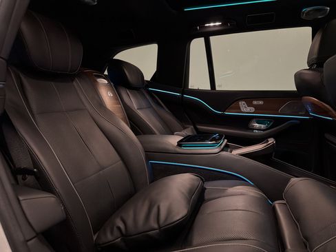 Certified 2023 Mercedes-Benz Maybach GLS 600 4MATIC image 25