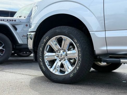 Used 2020 Ford F150 XLT w/ Equipment Group 302A Luxury AWD/4WD image 38