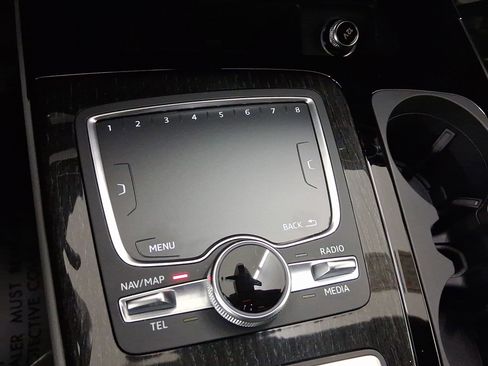 Used 2019 Audi Q7 3.0T Prestige w/ Prestige Package image 17