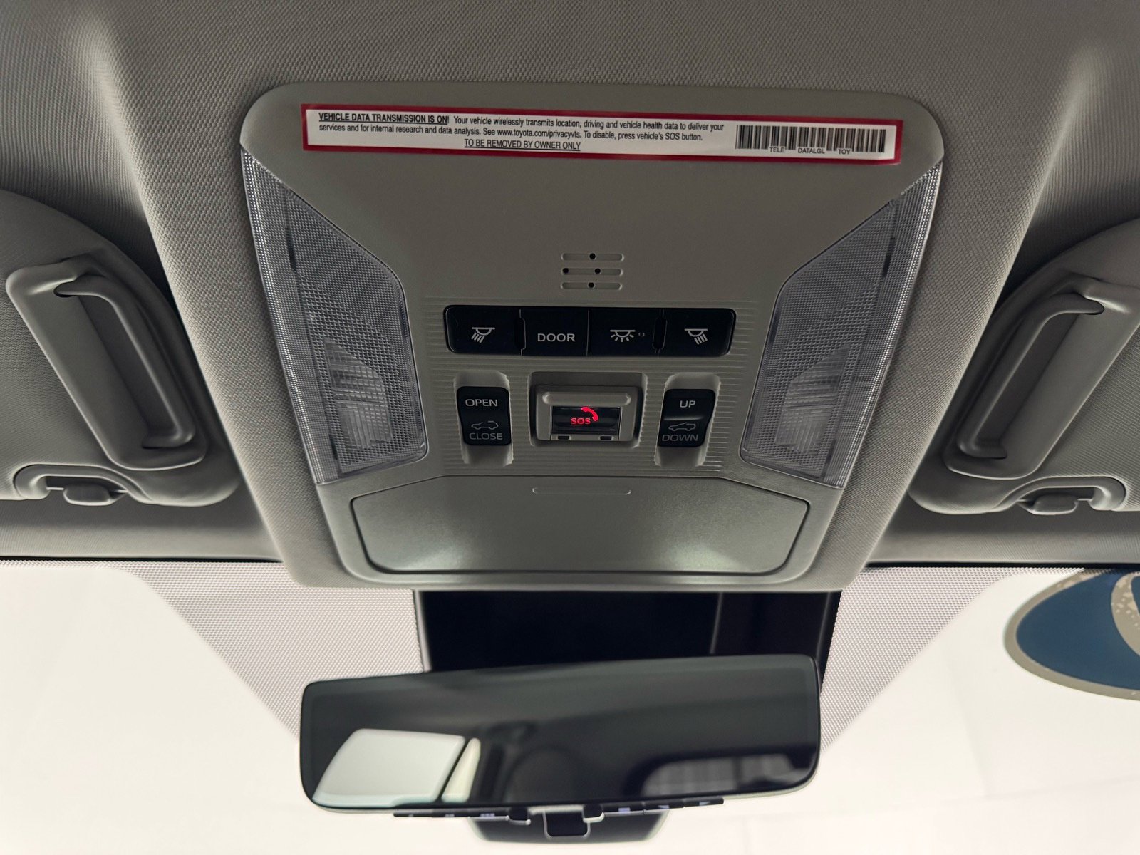 Used 2020 Toyota RAV4 Limited FWD image 28