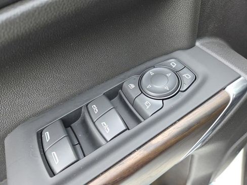 Used 2022 GMC Sierra 1500 SLT image 8