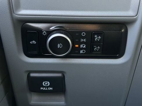 Used 2023 Ford F150 XLT image 22