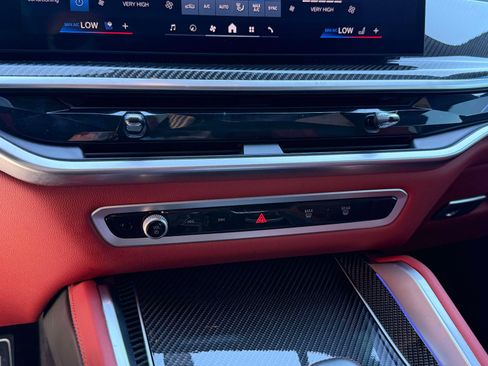 Used 2025 BMW X5 M Competition w/ Executive Package image 42