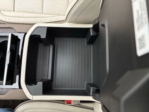 New 2026 GMC Yukon Denali w/ Denali Reserve Package image 36