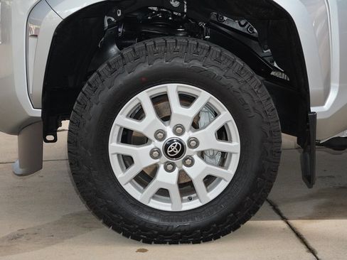 Used 2024 Toyota Tacoma SR5 image 10