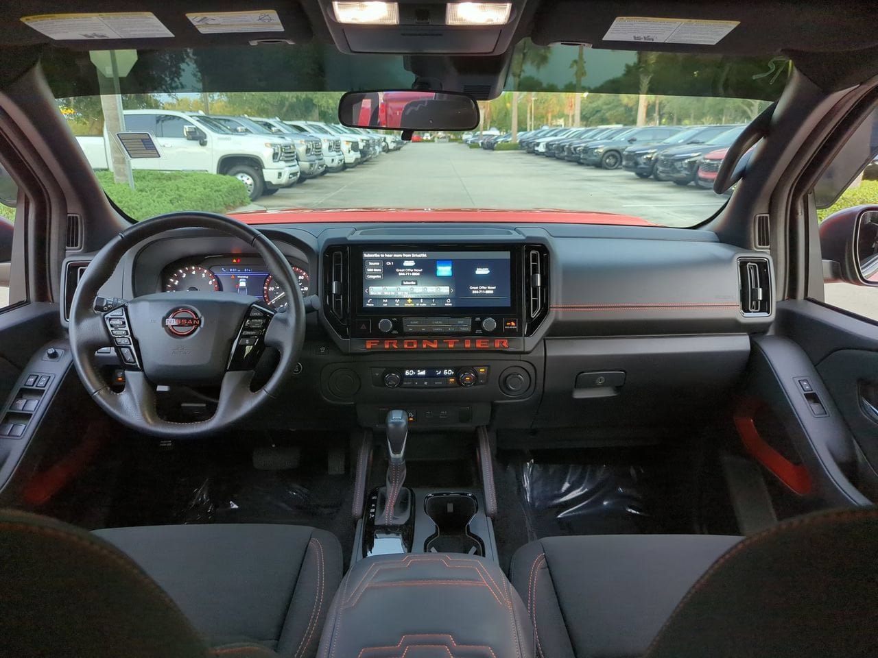 Used 2025 Nissan Frontier Pro-X RWD image 19