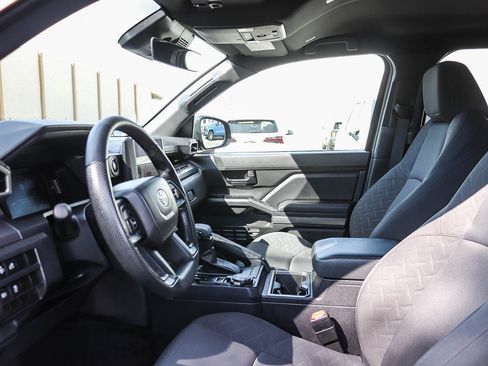 Used 2025 Toyota Tacoma SR5 image 20