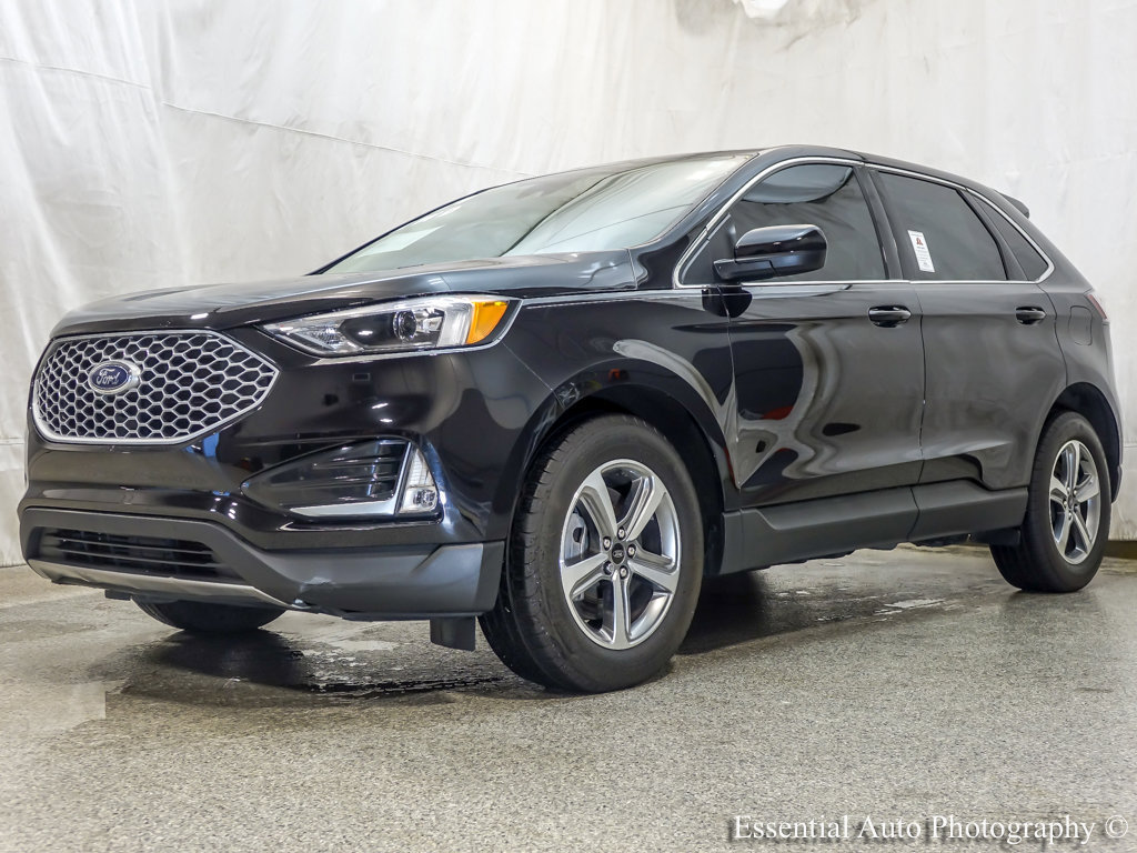 Used 2024 Ford Edge SEL w/ Convenience Package AWD/4WD image 2