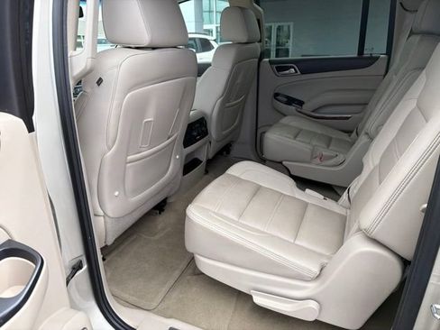 Used 2015 GMC Yukon XL Denali w/ Premium Package AWD/4WD image 66