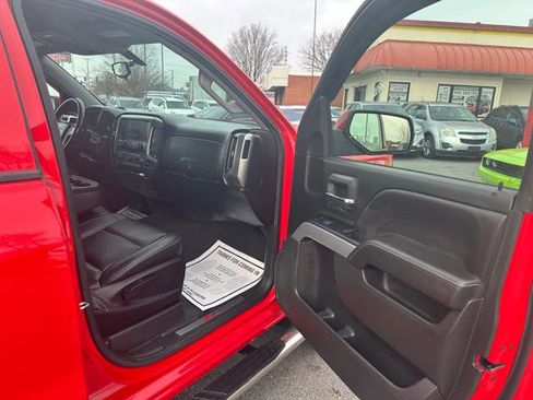 Used 2018 Chevrolet Silverado 1500 LT w/ All Star Edition image 19