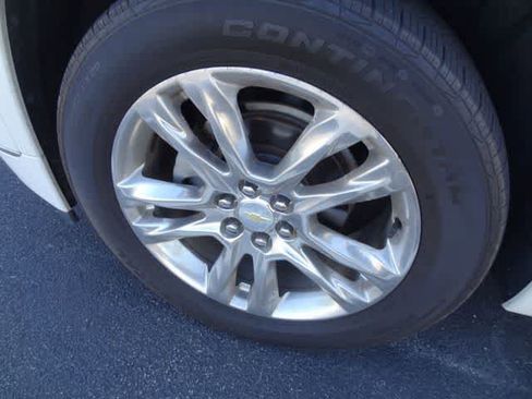 Used 2019 Chevrolet Traverse High Country w/ LPO, Cargo Package AWD/4WD image 15