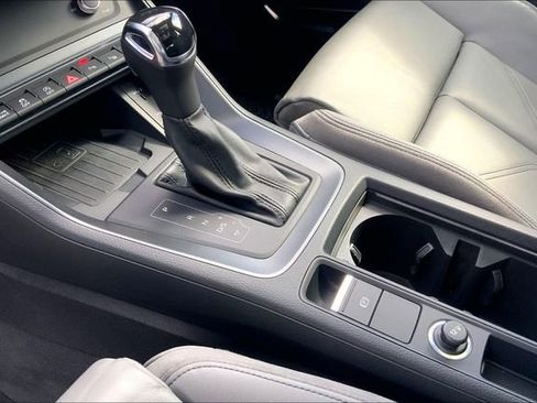 Used 2020 Audi Q3 2.0T Prestige image 25