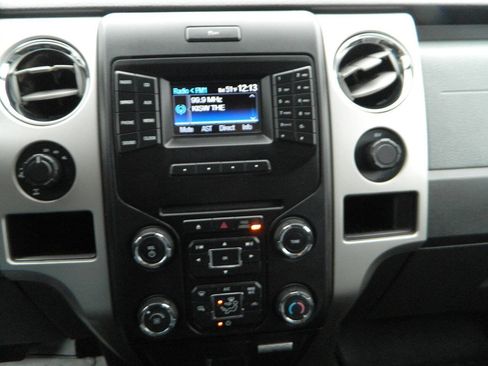 Used 2013 Ford F150 XLT w/ XLT Chrome Pkg image 19