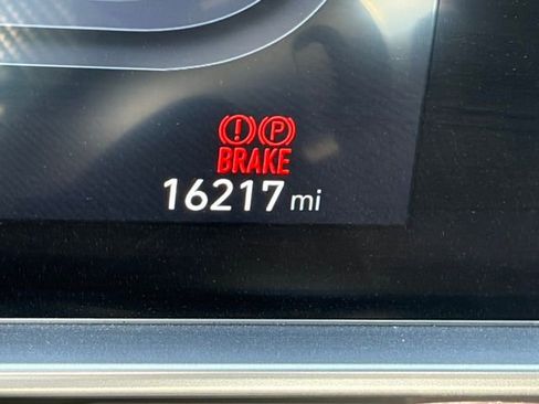 Used 2024 Hyundai Ioniq 6 Limited image 24