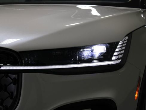 New 2026 Lincoln Nautilus Premier w/ Equipment Group 102A image 59