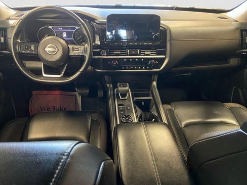 Certified 2023 Nissan Pathfinder SL image 10