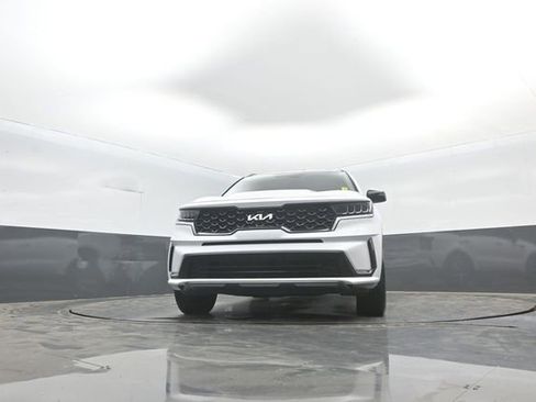 Used 2022 Kia Sorento S w/ Panoramic Sunroof Package FWD image 34