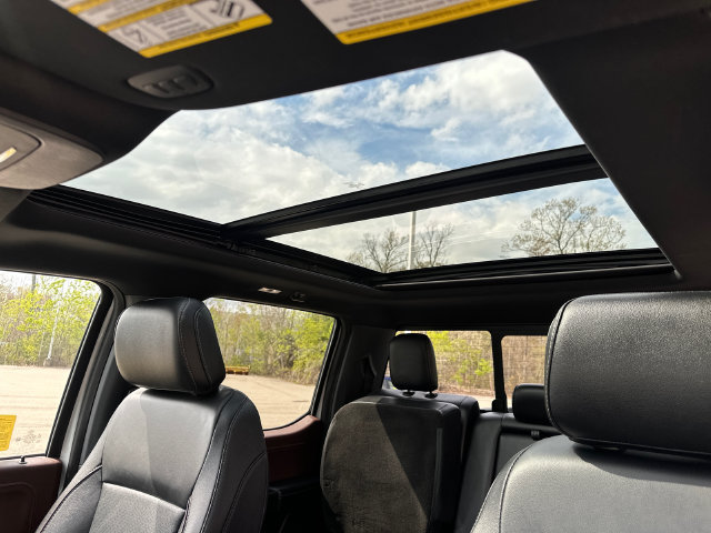 Used 2023 Ford F150 Lariat AWD/4WD image 30