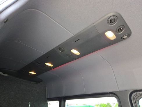 Used 2022 Mercedes-Benz Sprinter 2500 image 13