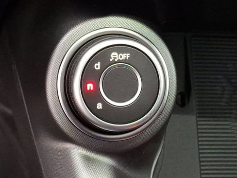 New 2025 Alfa Romeo Tonale image 17