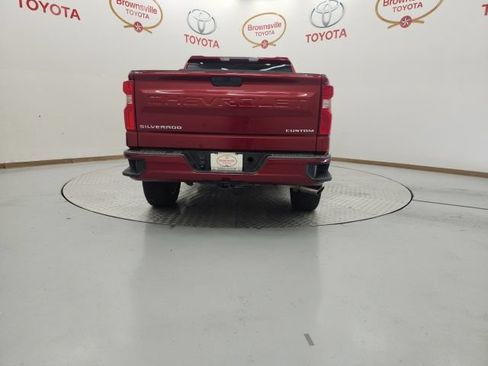 Used 2020 Chevrolet Silverado 1500 Custom w/ Custom Value Package RWD image 7
