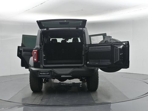 New 2026 Ford Bronco Badlands AWD/4WD image 32