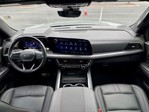 Used 2025 Chevrolet Tahoe RST w/ Advanced Technology Package image 25